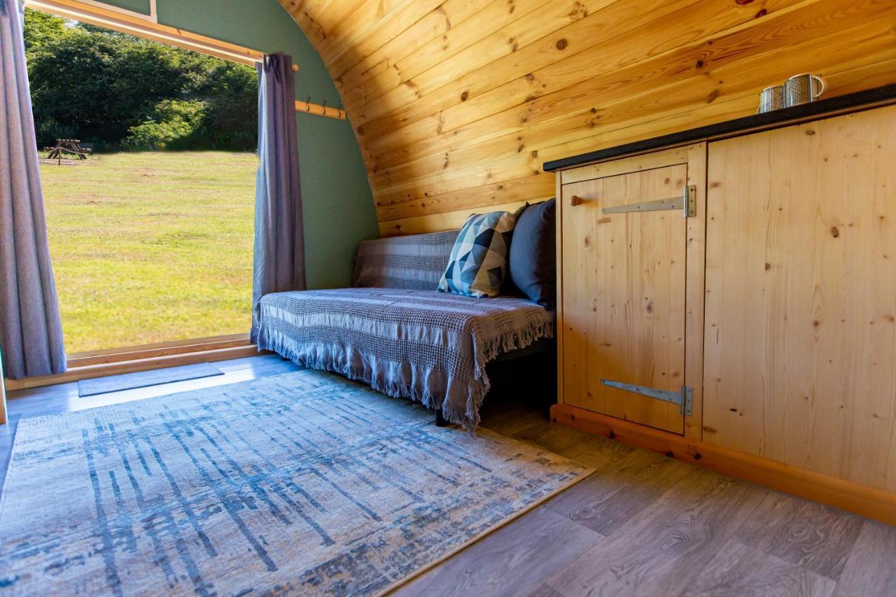 ホテル The Woolpack Glamping メードストン エクステリア 写真
