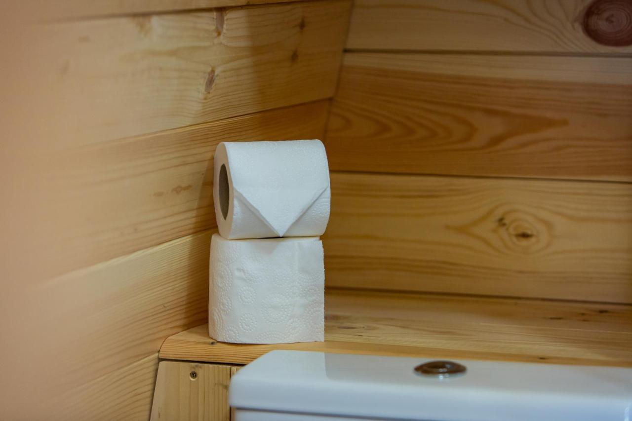 ホテル The Woolpack Glamping メードストン エクステリア 写真
